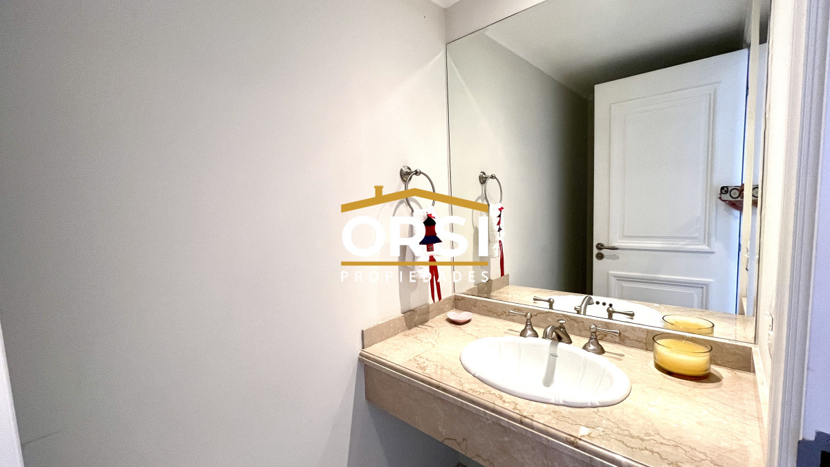 Apartamento ID.196 - VENTA ALQUILER PUNTA DEL ESTE MANSA PRIMERA LINEA 