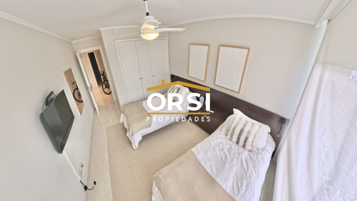 Apartamento ID.228 - VENTA PUNTA DEL ESTE MANSA PRIMERA LINEA 