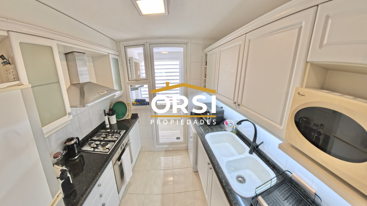 Apartamento ID.228 - VENTA PUNTA DEL ESTE MANSA PRIMERA LINEA 