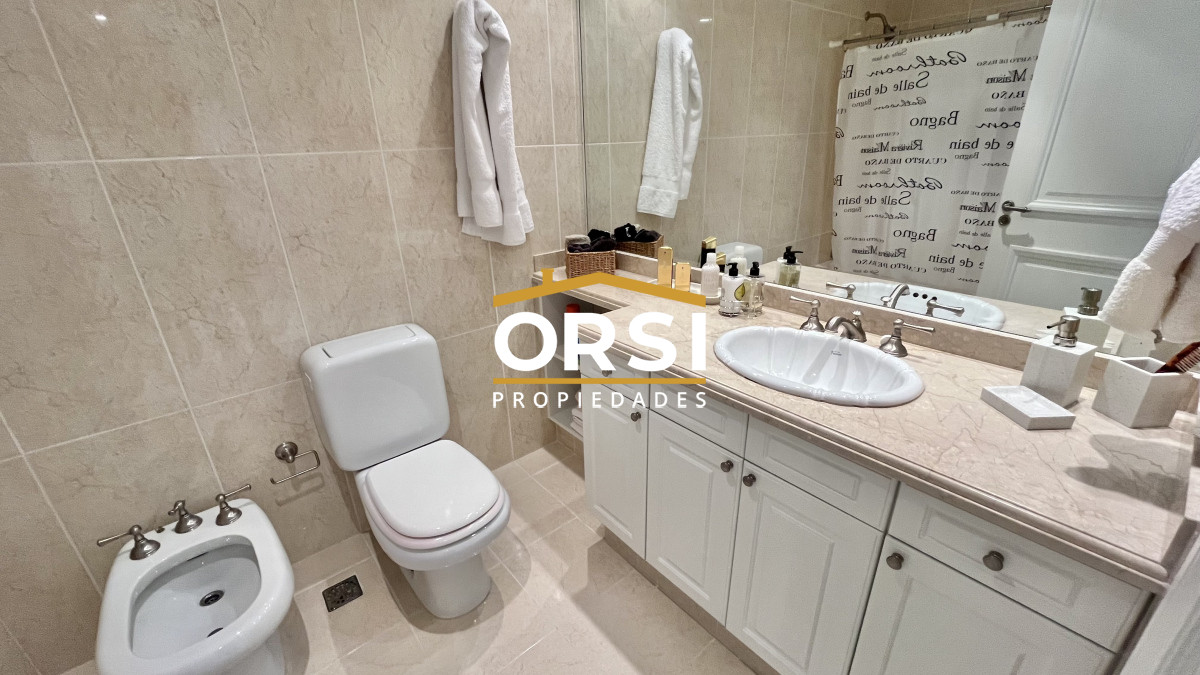 Apartamento ID.228 - VENTA PUNTA DEL ESTE MANSA PRIMERA LINEA 