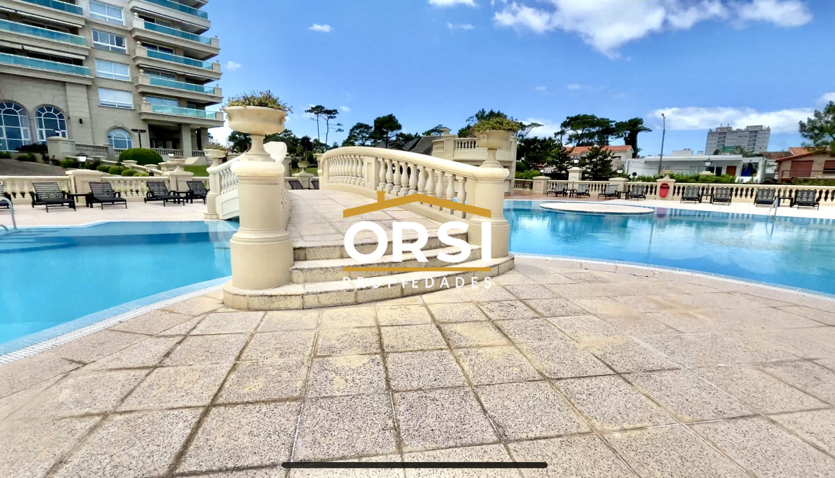Apartamento ID.196 - VENTA ALQUILER PUNTA DEL ESTE MANSA PRIMERA LINEA 