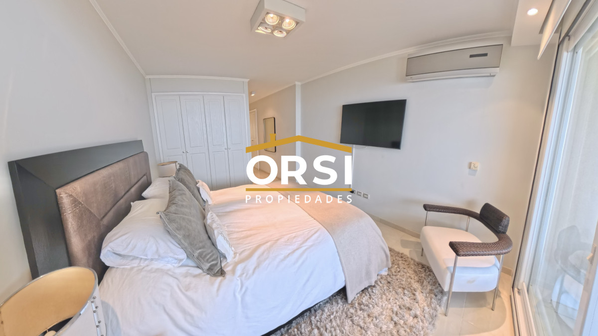Apartamento ID.228 - VENTA PUNTA DEL ESTE MANSA PRIMERA LINEA 