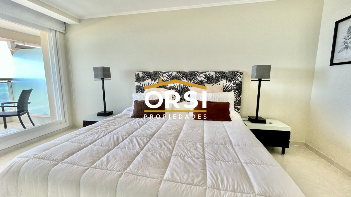 Apartamento ID.196 - VENTA ALQUILER PUNTA DEL ESTE MANSA PRIMERA LINEA 