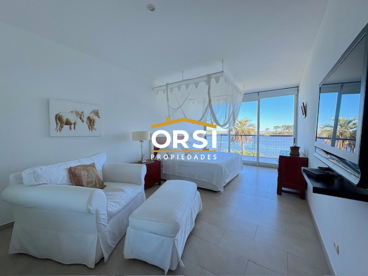 Apartamento ID.236 - VENTA ALQUILER LA BARRA PUNTA DEL ESTE PRIMERA LINEA