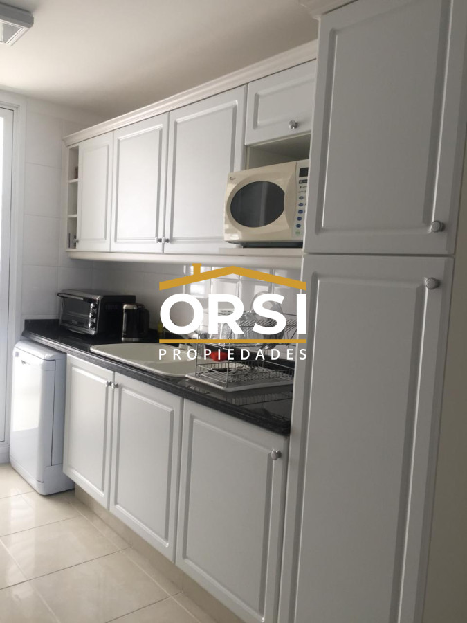 Apartamento ID.228 - VENTA PUNTA DEL ESTE MANSA PRIMERA LINEA 