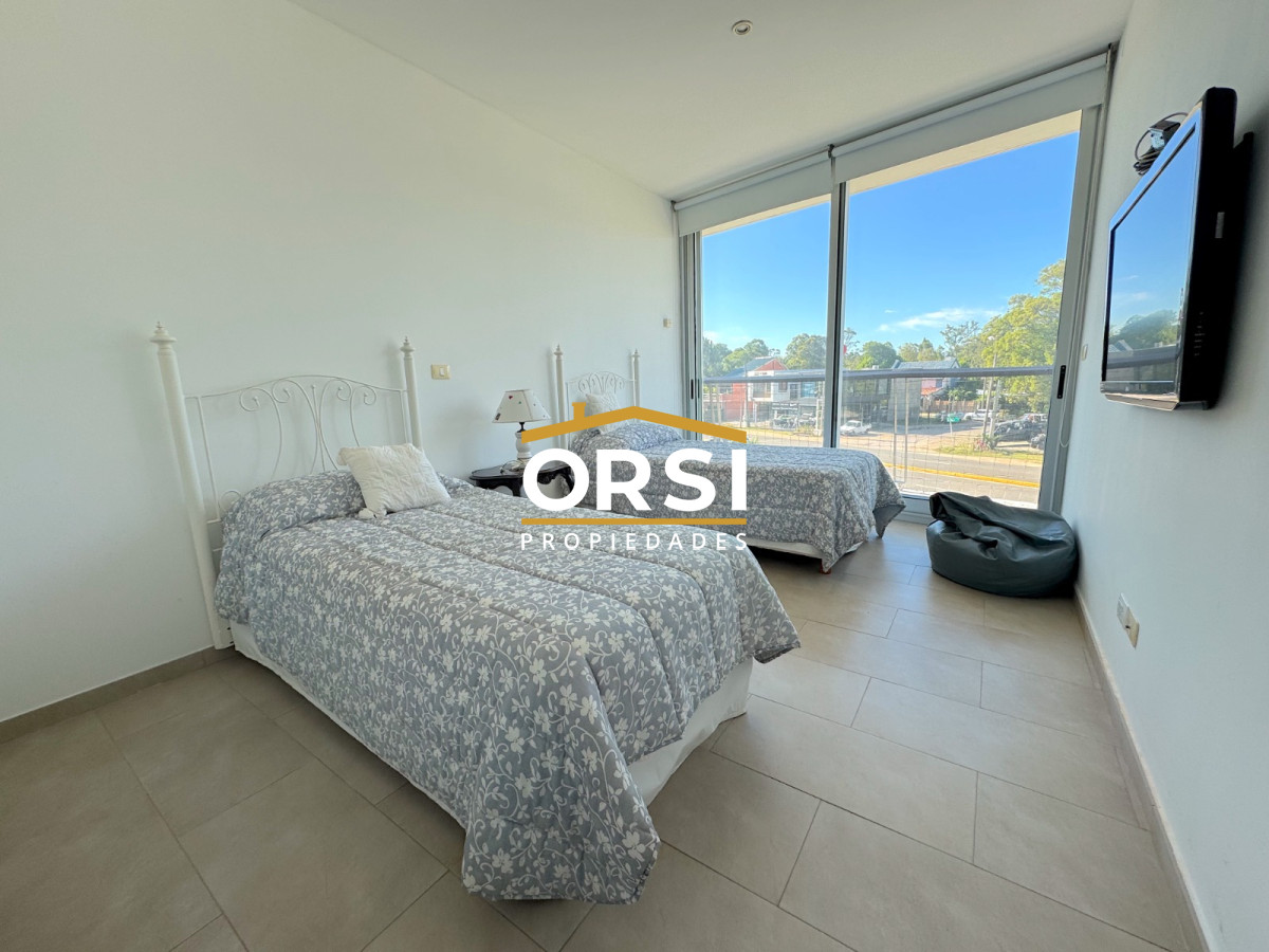 Apartamento ID.236 - VENTA ALQUILER LA BARRA PUNTA DEL ESTE PRIMERA LINEA