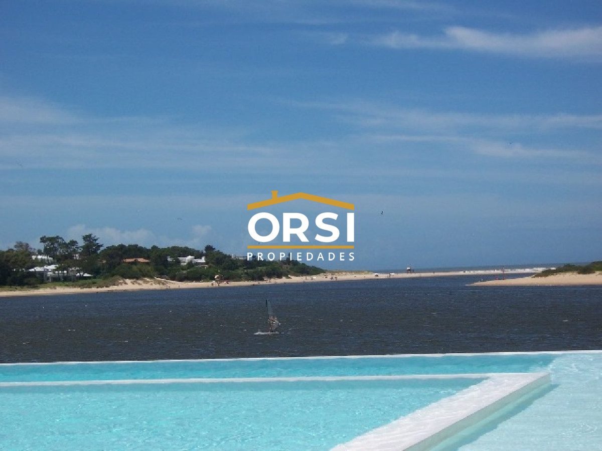 Apartamento ID.236 - VENTA ALQUILER LA BARRA PUNTA DEL ESTE PRIMERA LINEA