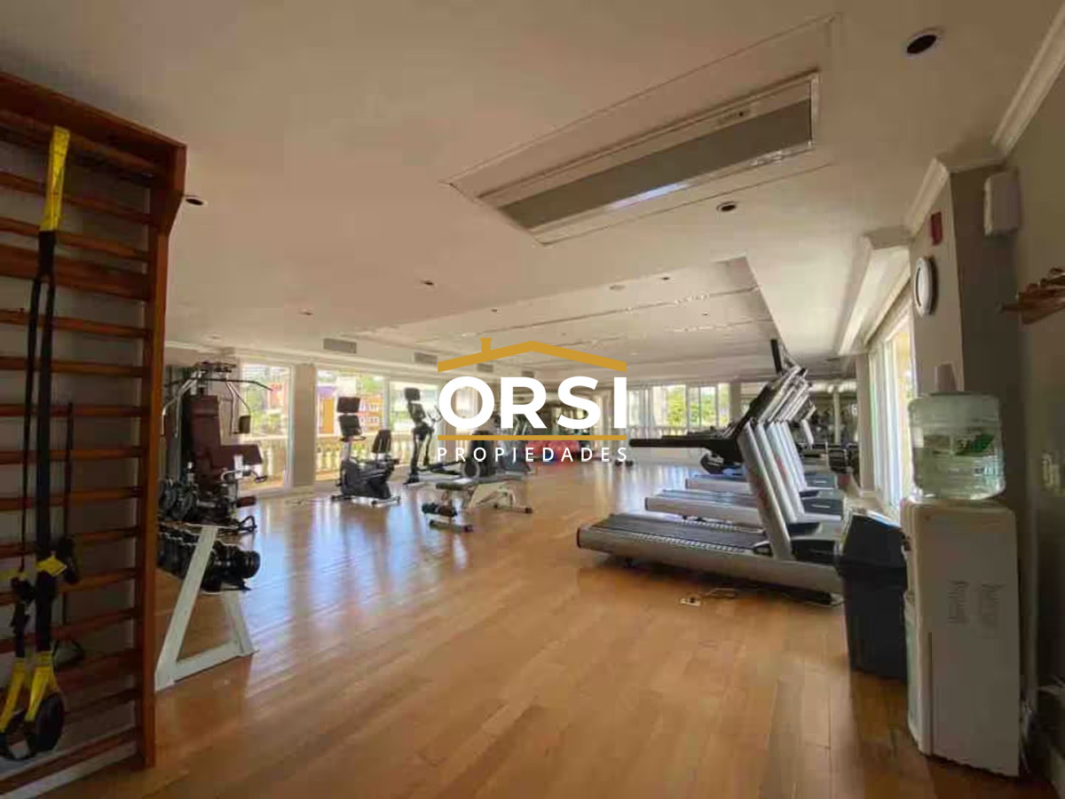 Apartamento ID.196 - VENTA ALQUILER PUNTA DEL ESTE MANSA PRIMERA LINEA 