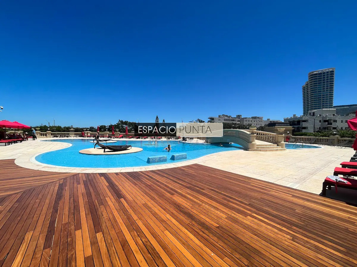 Apartamento ID.4665 - Apartamento en Mansa primera línea