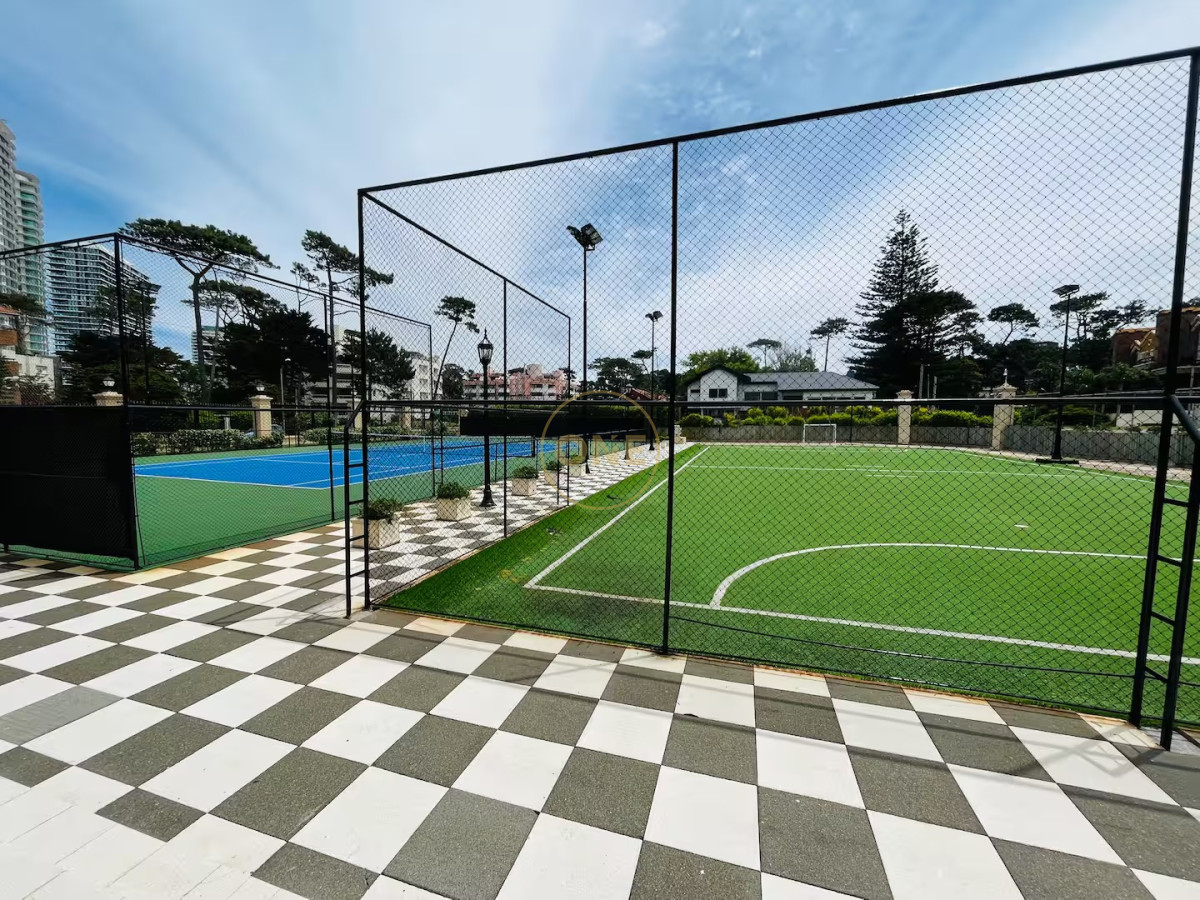 Apartamento ID.2397 - VENTA ALQUILER APARTAMENTO PRIMERA LINEA MANSA PUNTA DEL ESTE