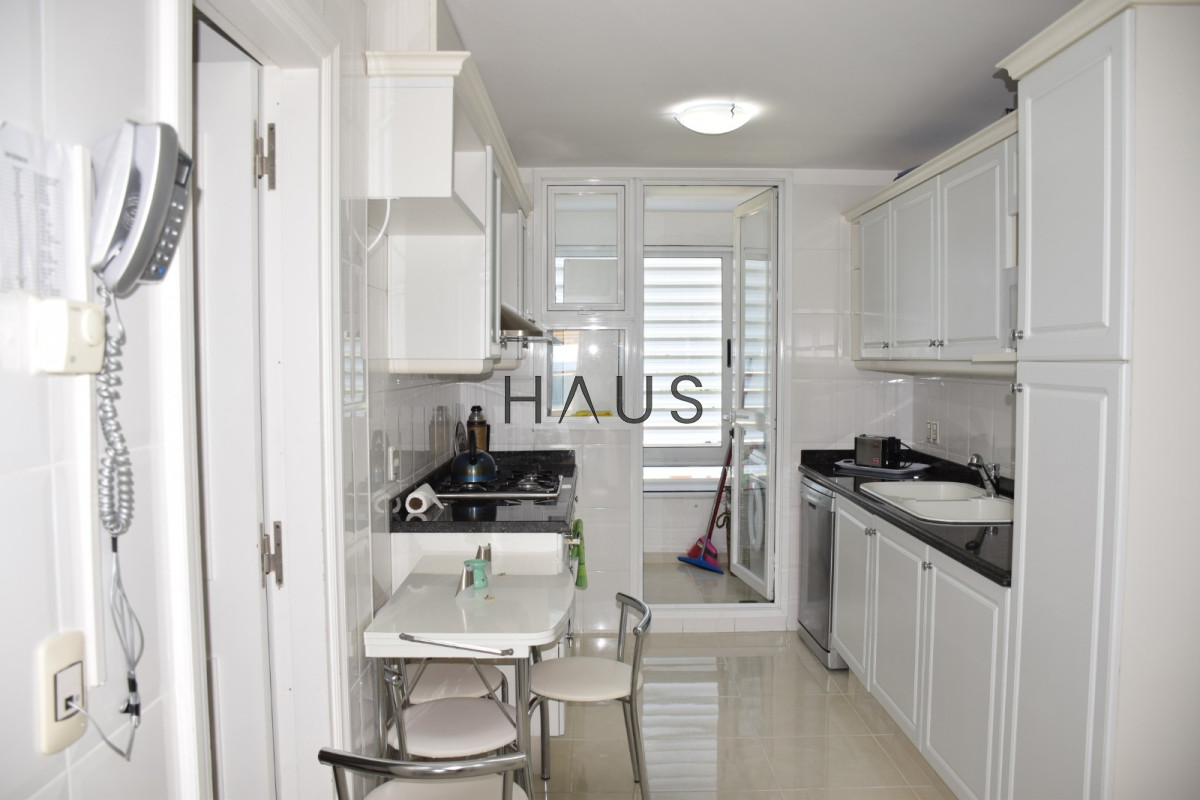 Apartamento ID.616 - VENTA ALQUILER PUNTA DEL ESTE PRIMERA LINEA MANSA