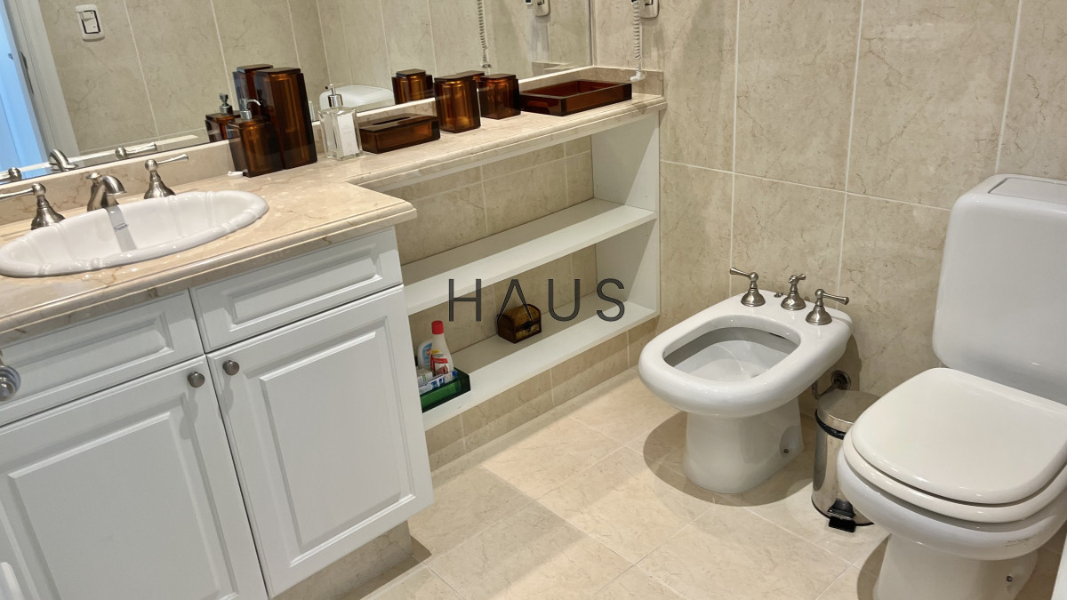 Apartamento ID.369 - VENTA ALQUILER APARTAMENTO PRIMERA LINEA MANSA PUNTA DEL ESTE