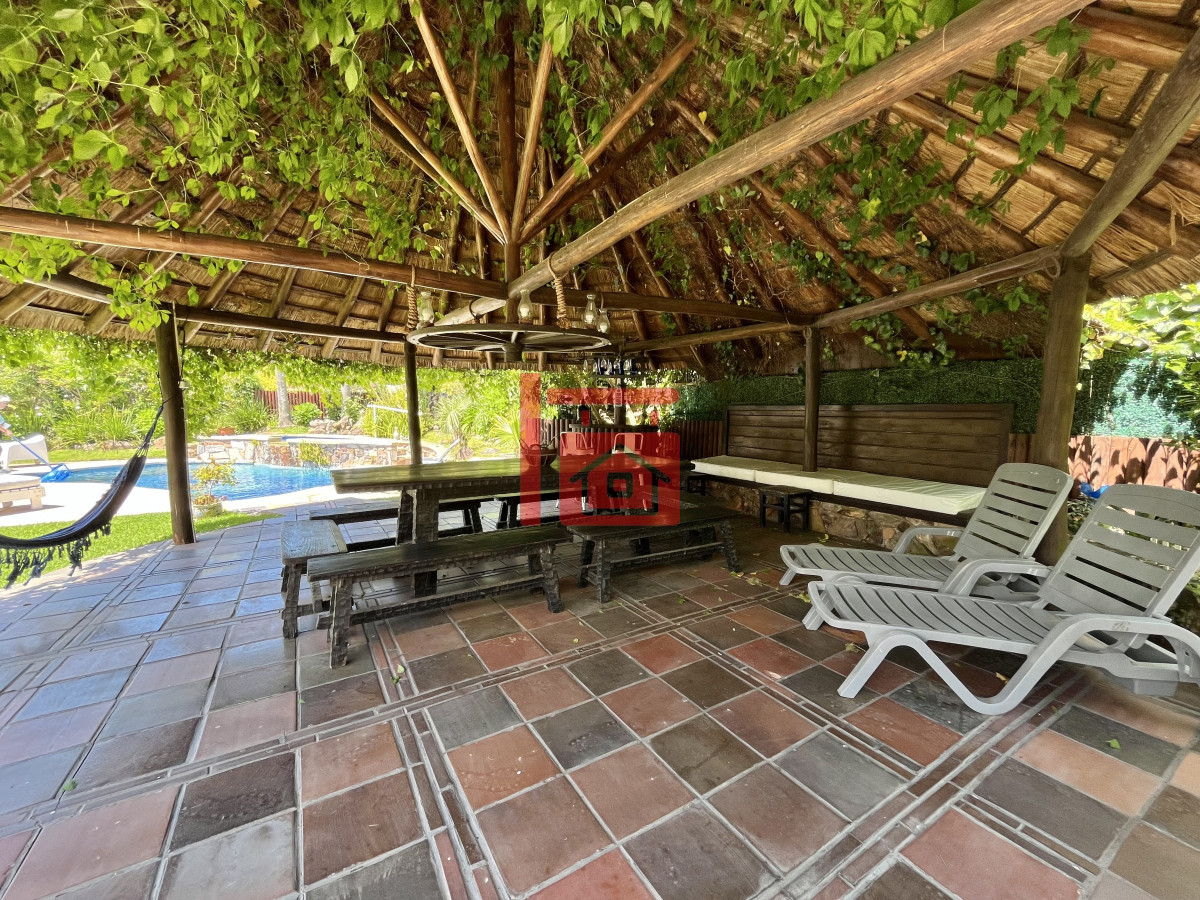 Casa ID.101 - Residencia de estilo y confort en el corazón de Punta del Este