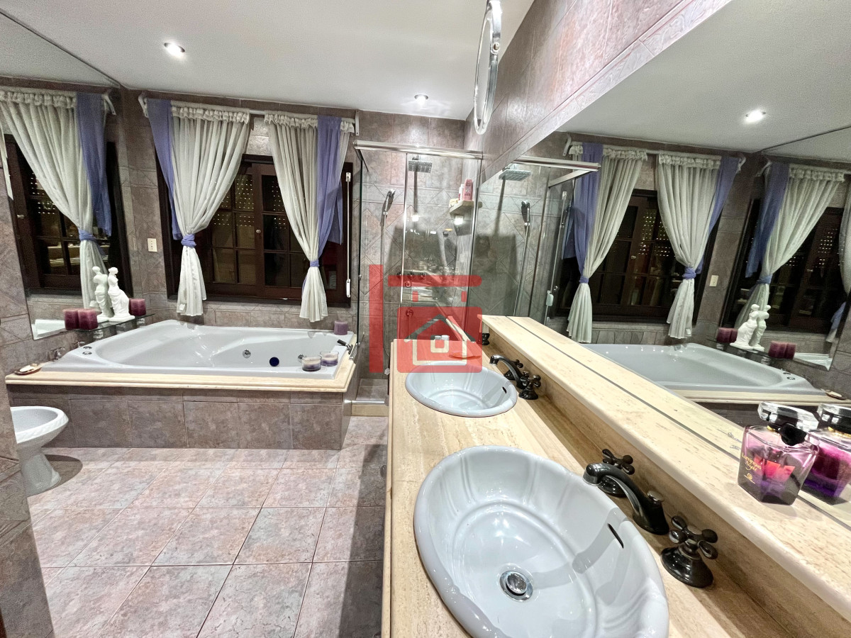 Casa ID.101 - Residencia de estilo y confort en el corazón de Punta del Este