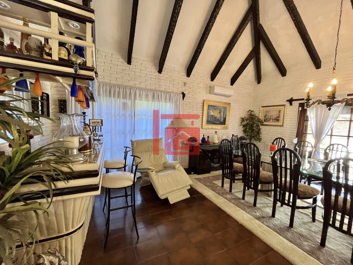 Casa ID.101 - Residencia de estilo y confort en el corazón de Punta del Este