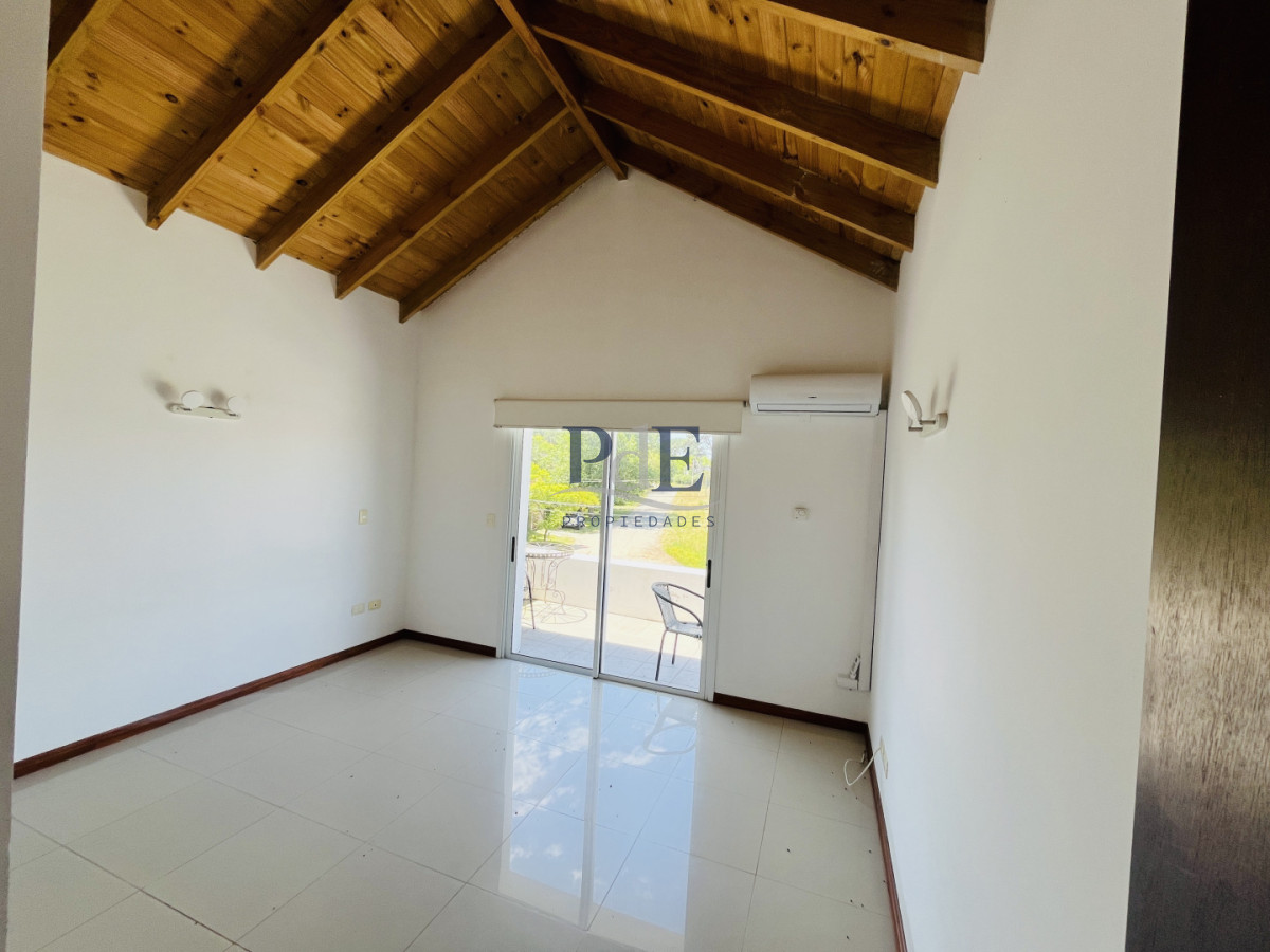 Alquiler Anual | Precio USD 1.800 | Brio. Jardines de Córdoba - Imagen 18