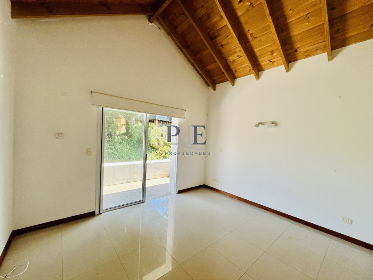 Alquiler Anual | Precio USD 1.800 | Brio. Jardines de Córdoba - Imagen 14