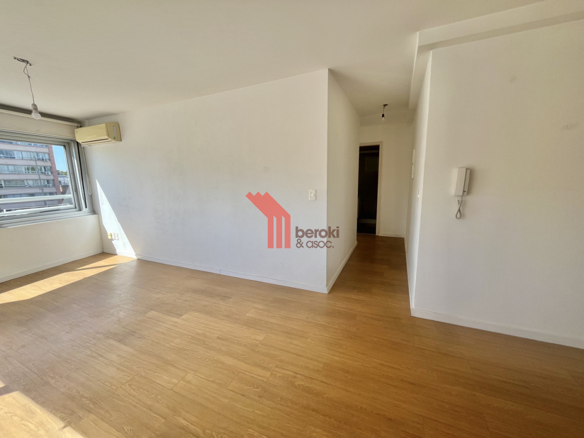 Apartamento ID.166 - Venta apartamento 3 dormitorios 2 baños y garage en Malvín 