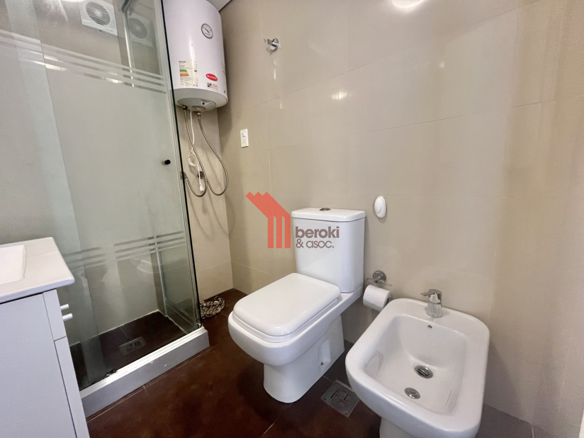 Apartamento ID.166 - Venta apartamento 3 dormitorios 2 baños y garage en Malvín 