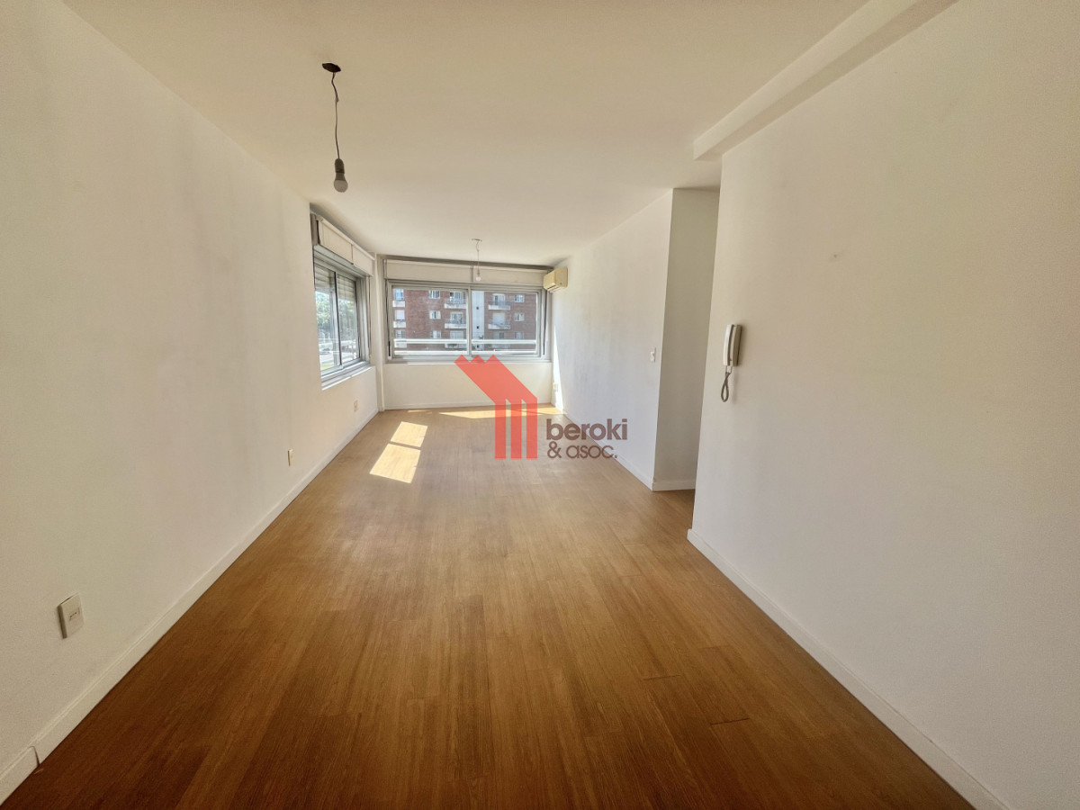 Apartamento ID.166 - Venta apartamento 3 dormitorios 2 baños y garage en Malvín 