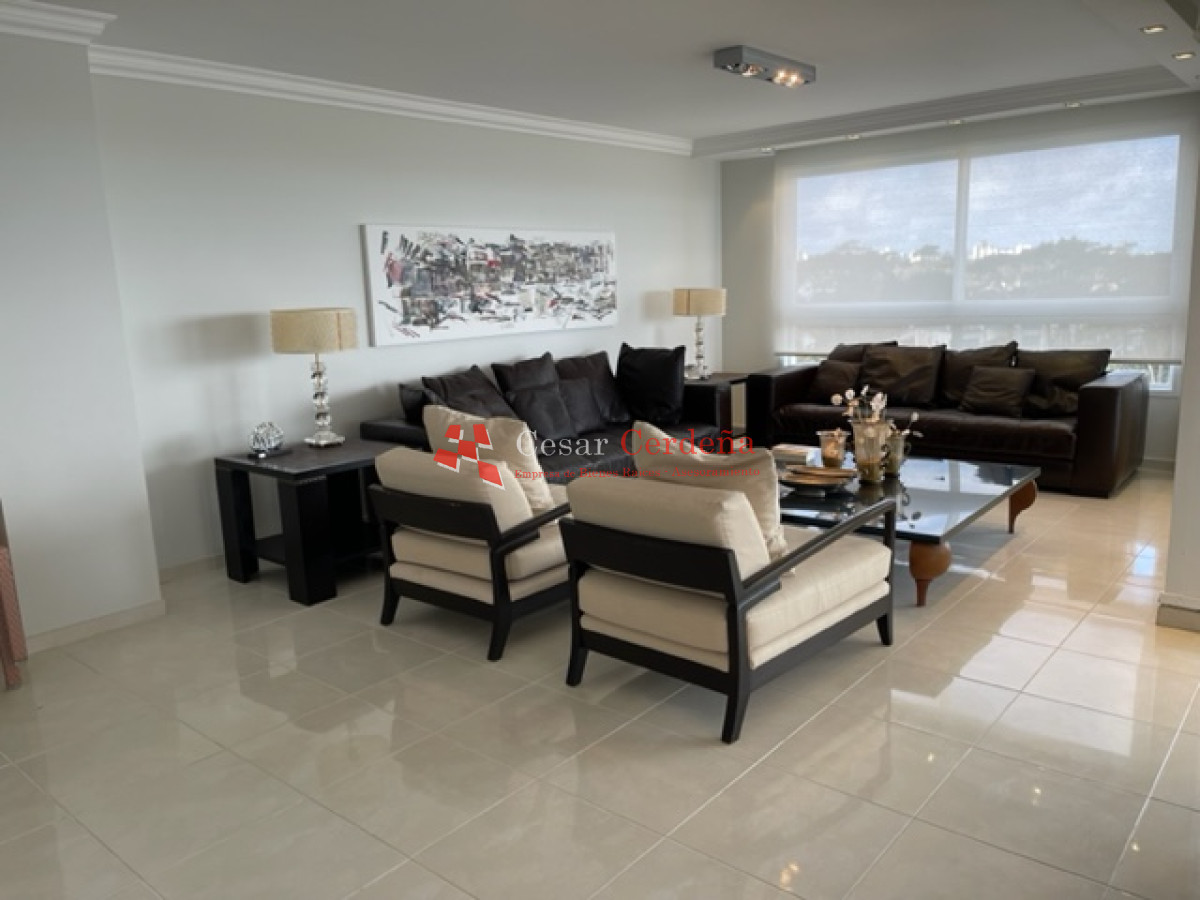 Apartamento ID.1866 - VENTA PUNTA DEL ESTE MANSA PRIMERA LINEA 