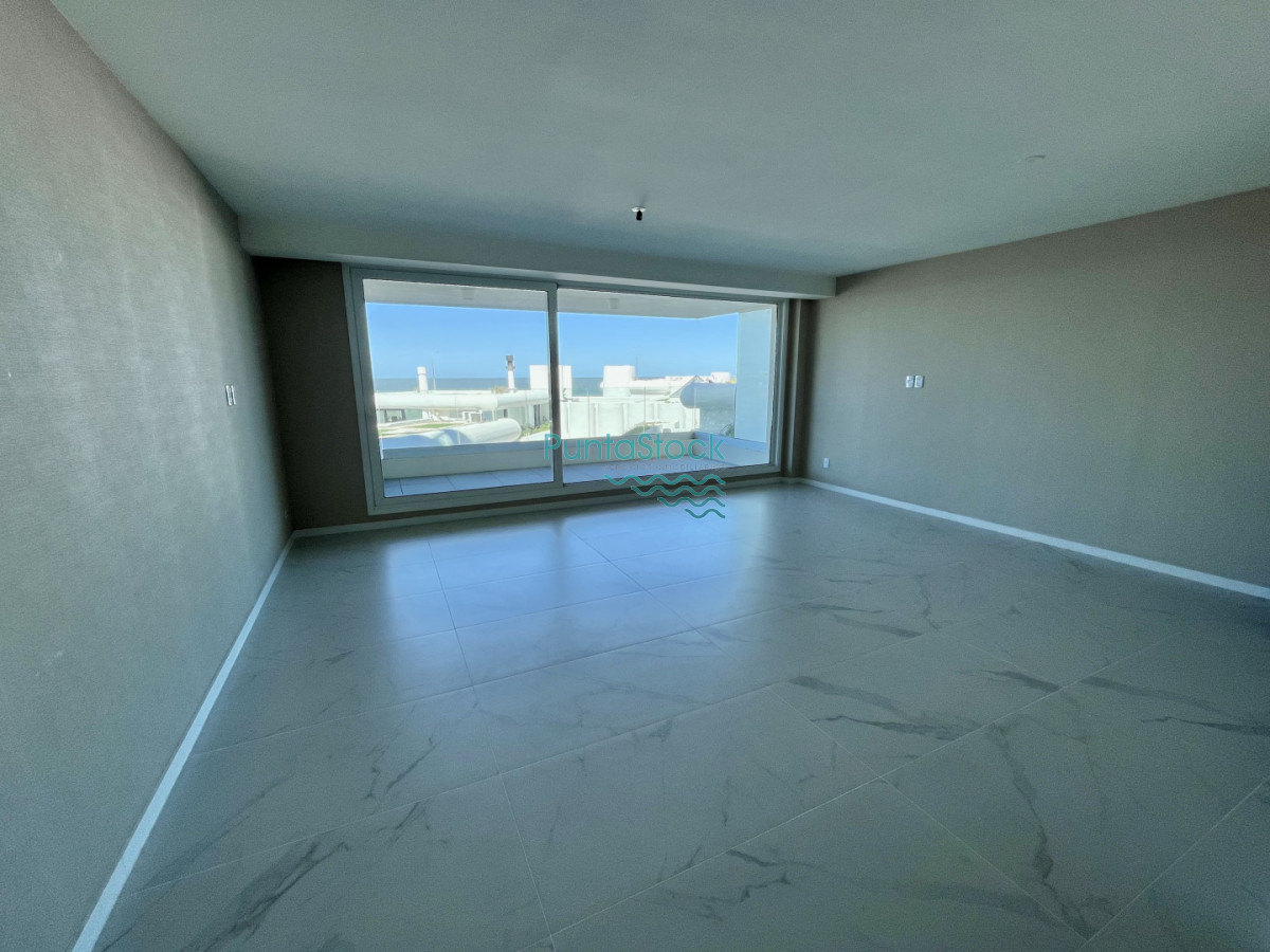 Exclusivo apartamento de 3 dormitorios + dependencia - PSK2725A