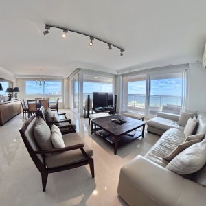 Opcion ideal para disfrutar tus vacaciones en Punta ! 