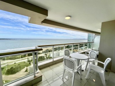 Apartamento en Mansa primera línea