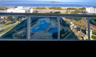 Exclusivo apartamento en Le Jardin - Punta del Este, con impactante vista al mar e Isla Gorriti