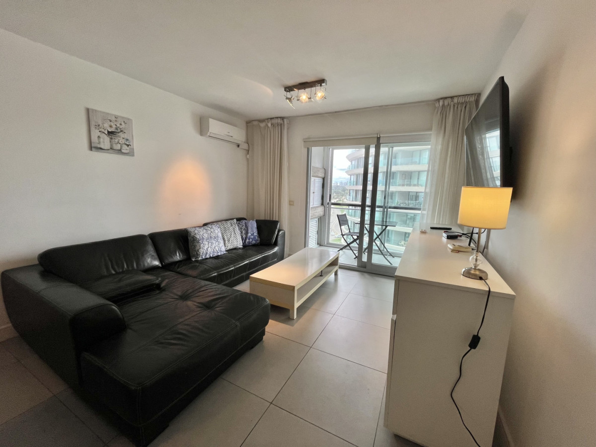 Apartamento de 2 dormitorios con parrillero propio