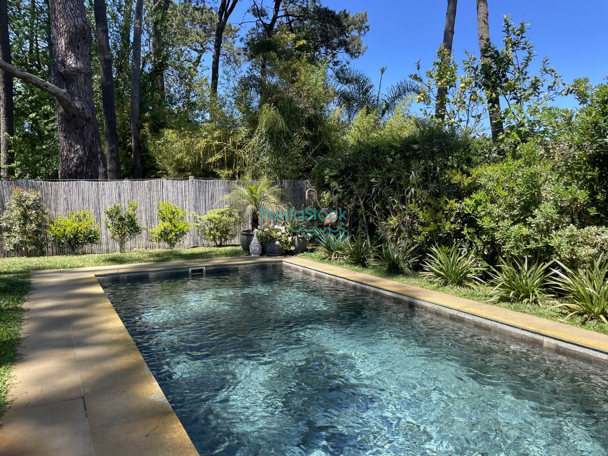 CASA ALQUILER PUNTA DEL ESTE SHOPPING - PSK1202C
