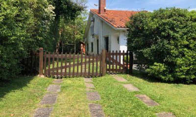 VENTA ALQUILER  CASA PUNTA DEL ESTE MANSA