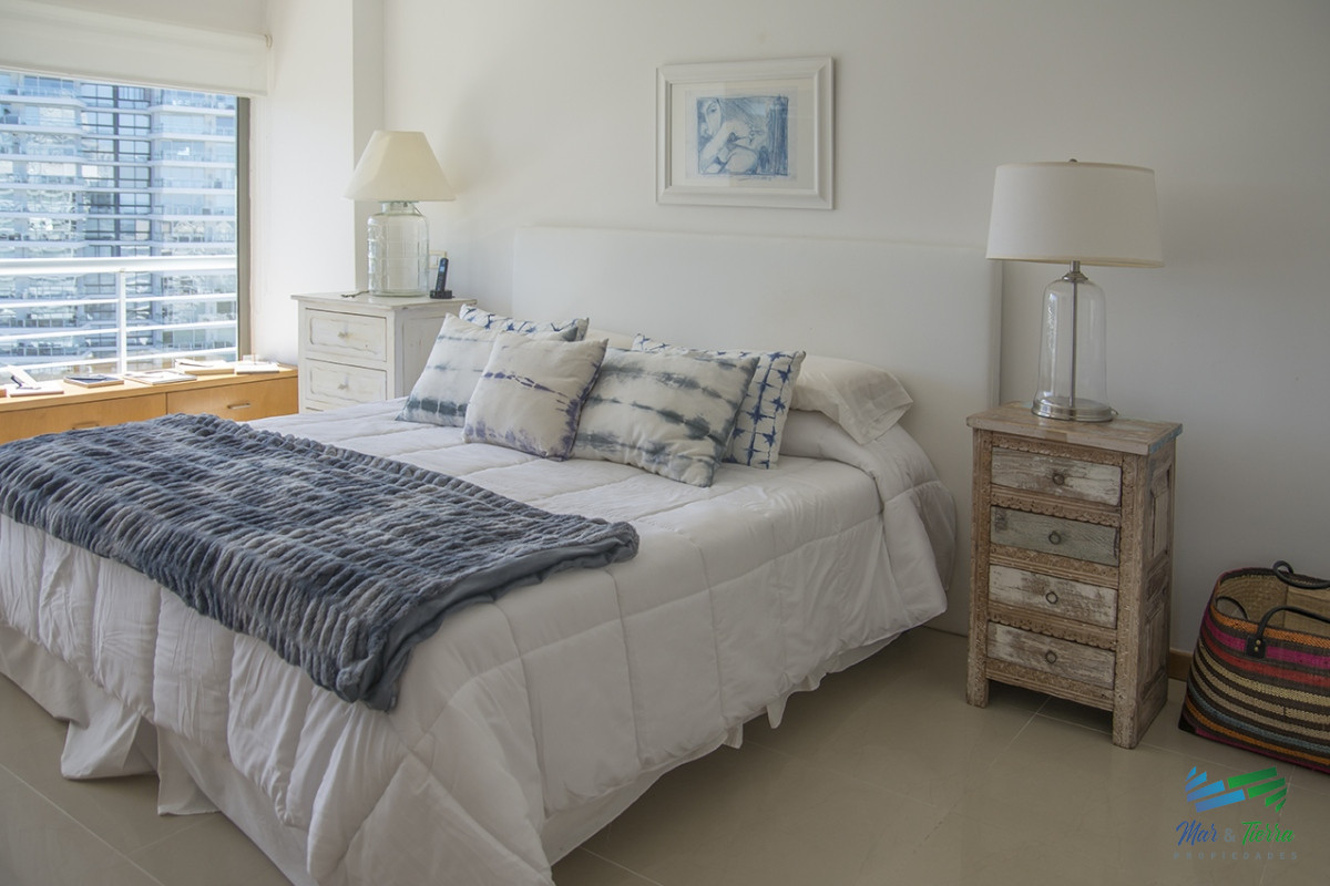 Apartamento ID.5094 - En venta Apartamento de 4 Dormitorios Penthouse en Brava Punta del Este