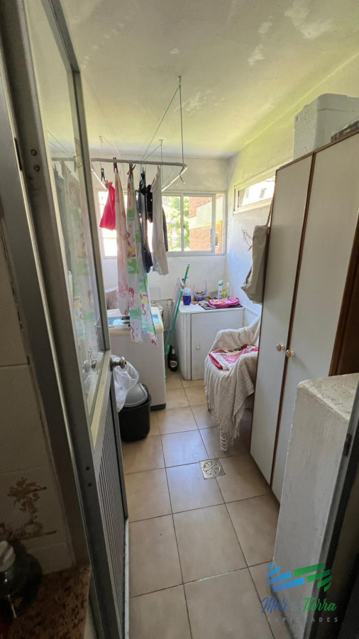 Apartamento ID.5383 - En venta apartamento 3 dormitorios con parrillero en Playa Mansa, Punta del Este