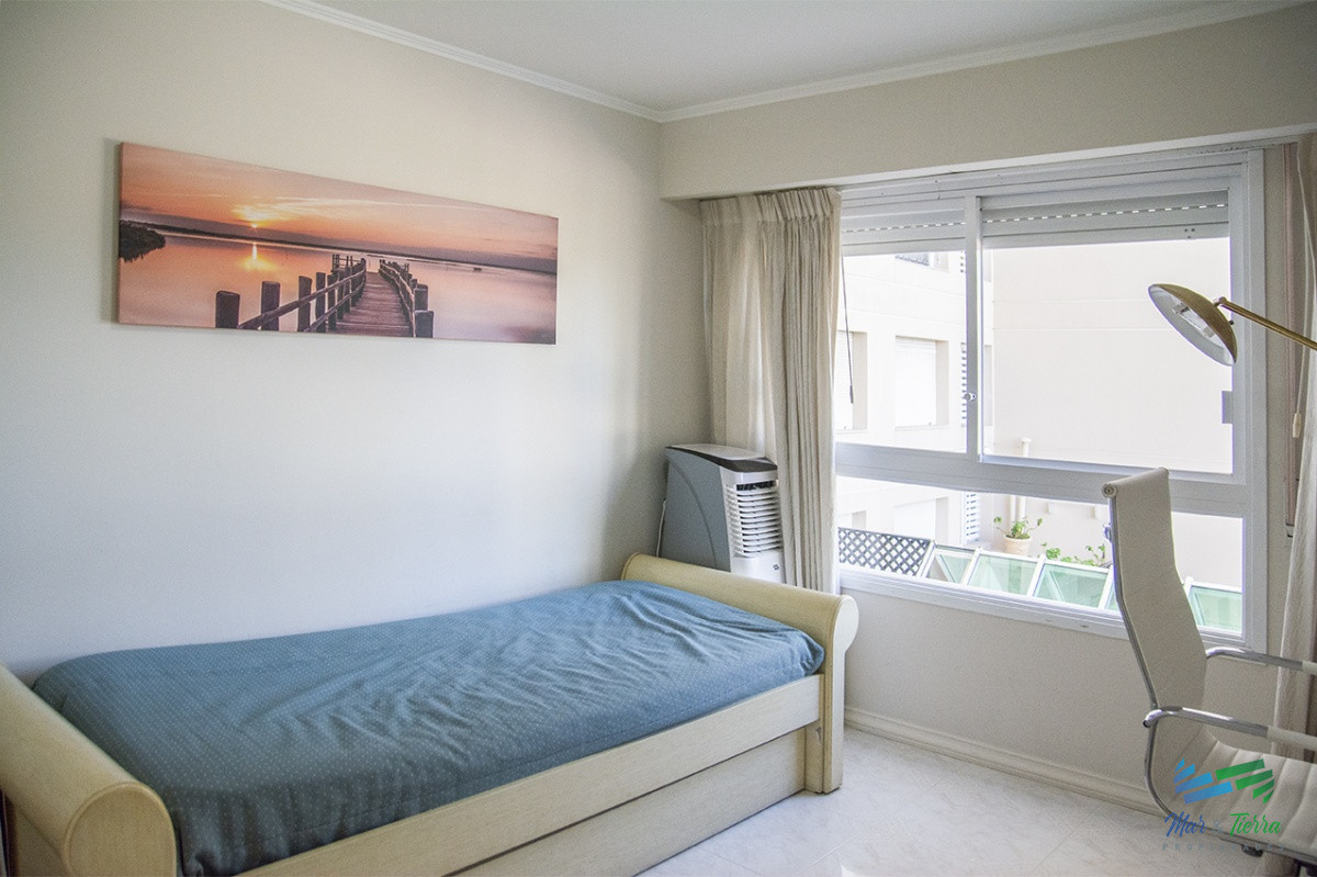 Apartamento ID.3227 - Departamento de 3 dormitorios en Punta del Este