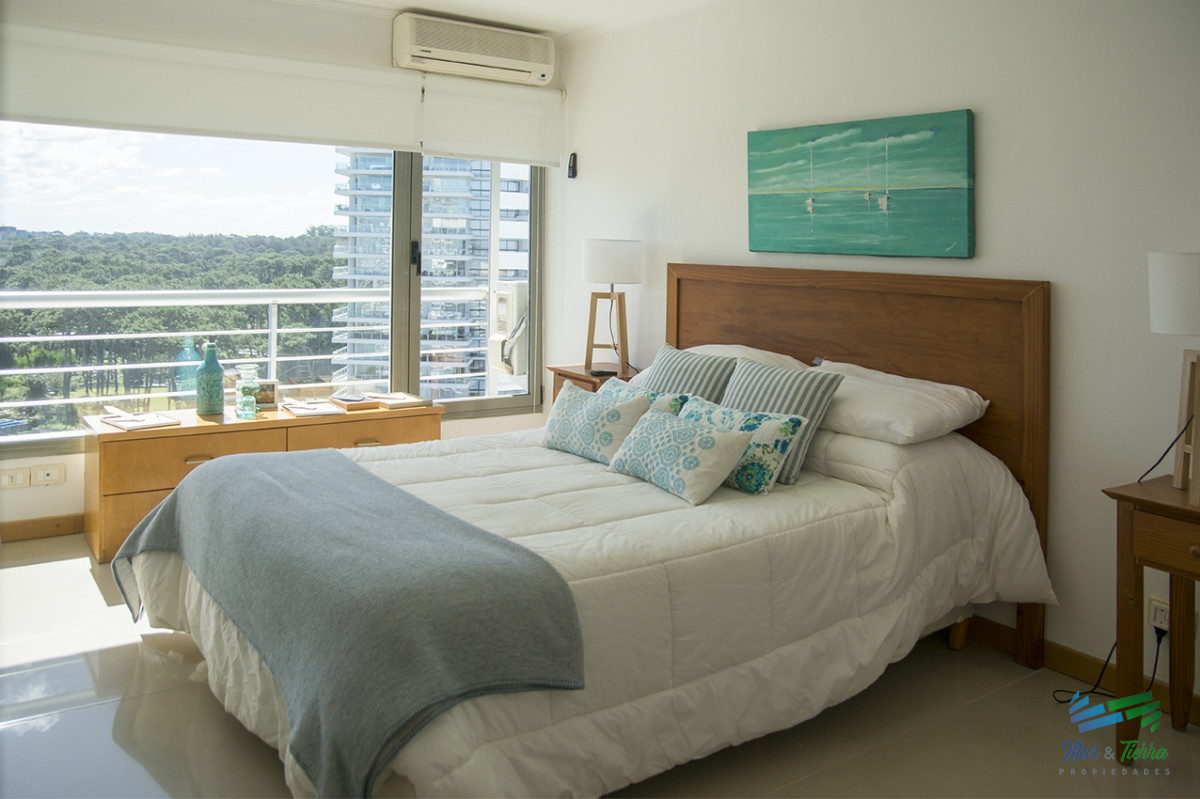 Apartamento ID.5094 - En venta Apartamento de 4 Dormitorios Penthouse en Brava Punta del Este