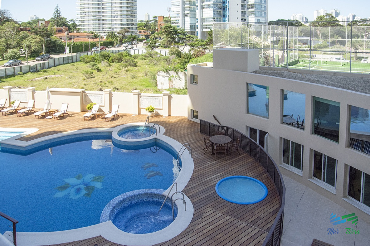 Apartamento ID.3227 - Departamento de 3 dormitorios en Punta del Este