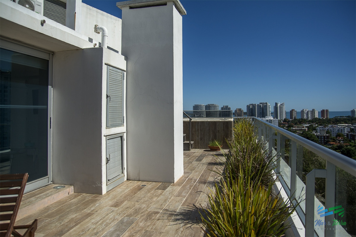 Apartamento ID.5094 - En venta Apartamento de 4 Dormitorios Penthouse en Brava Punta del Este