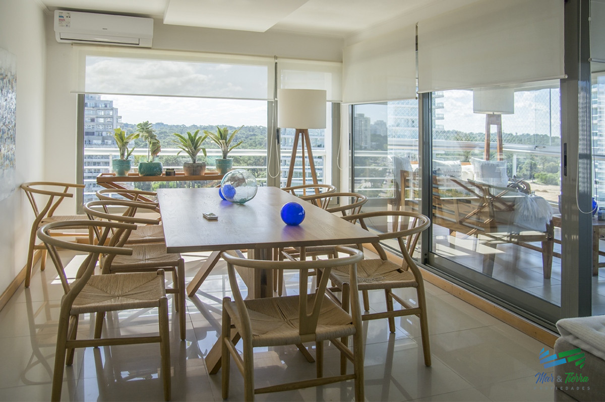 Apartamento ID.5094 - En venta Apartamento de 4 Dormitorios Penthouse en Brava Punta del Este