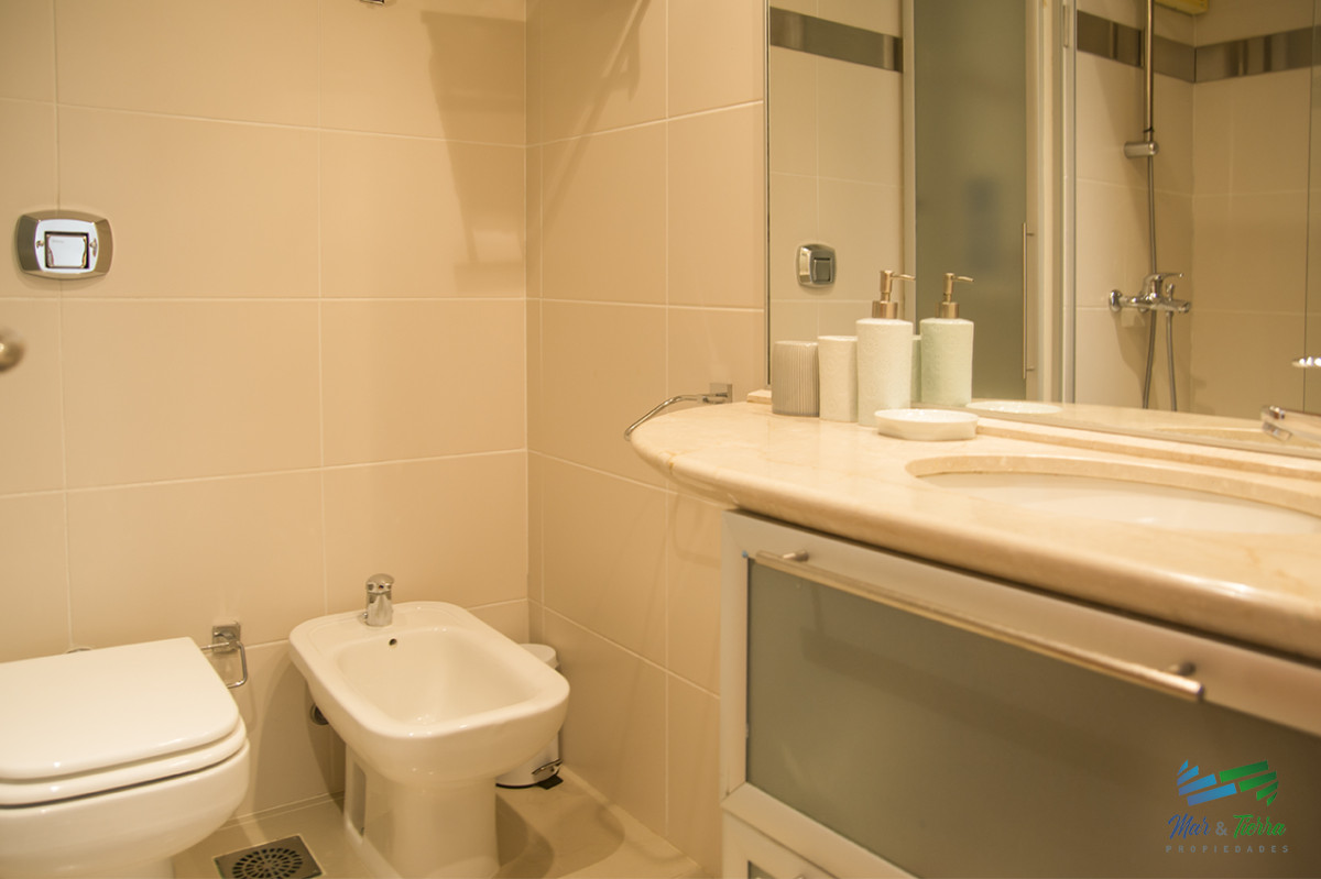Apartamento ID.5094 - En venta Apartamento de 4 Dormitorios Penthouse en Brava Punta del Este