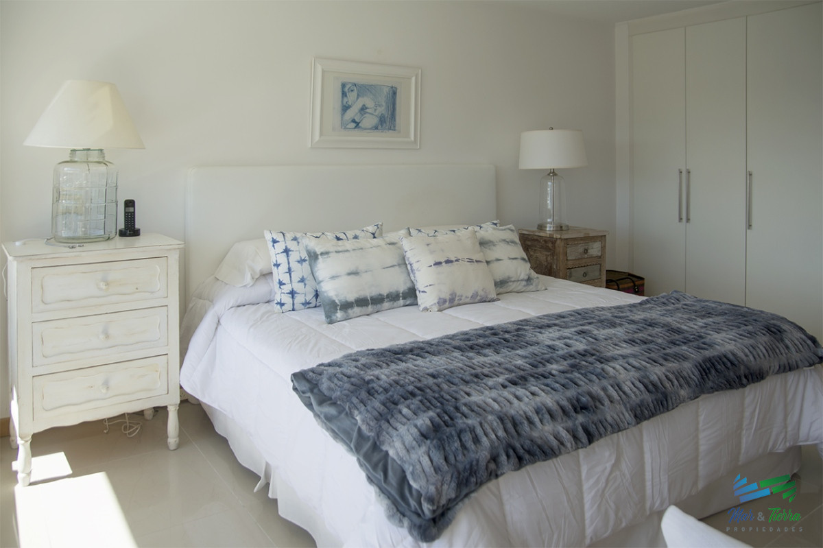 Apartamento ID.5094 - En venta Apartamento de 4 Dormitorios Penthouse en Brava Punta del Este
