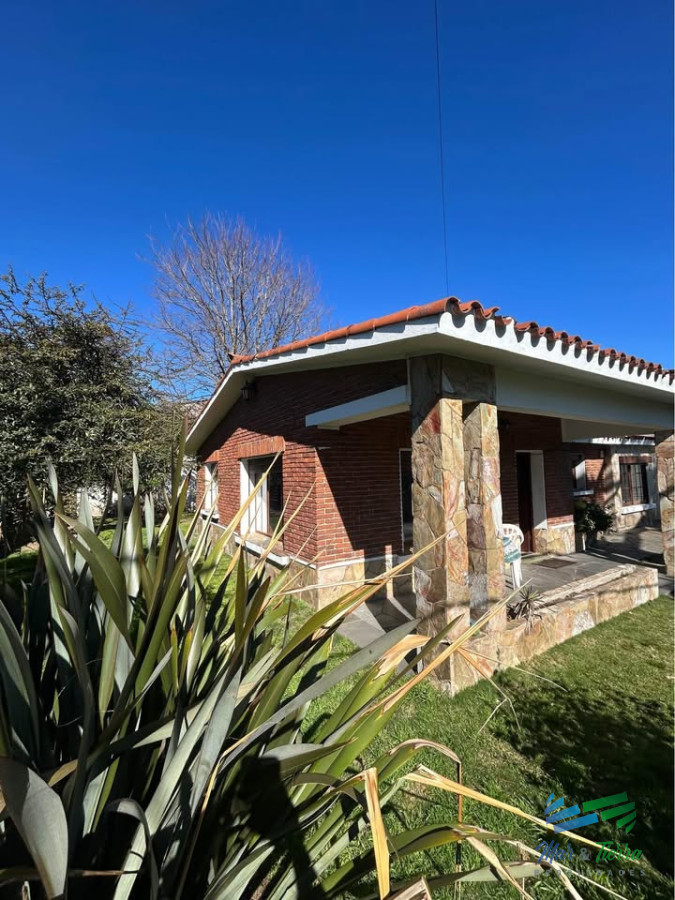 Casa ID.5530 - Venta Casa 3 dormitorios, en Pinares, Punta del este