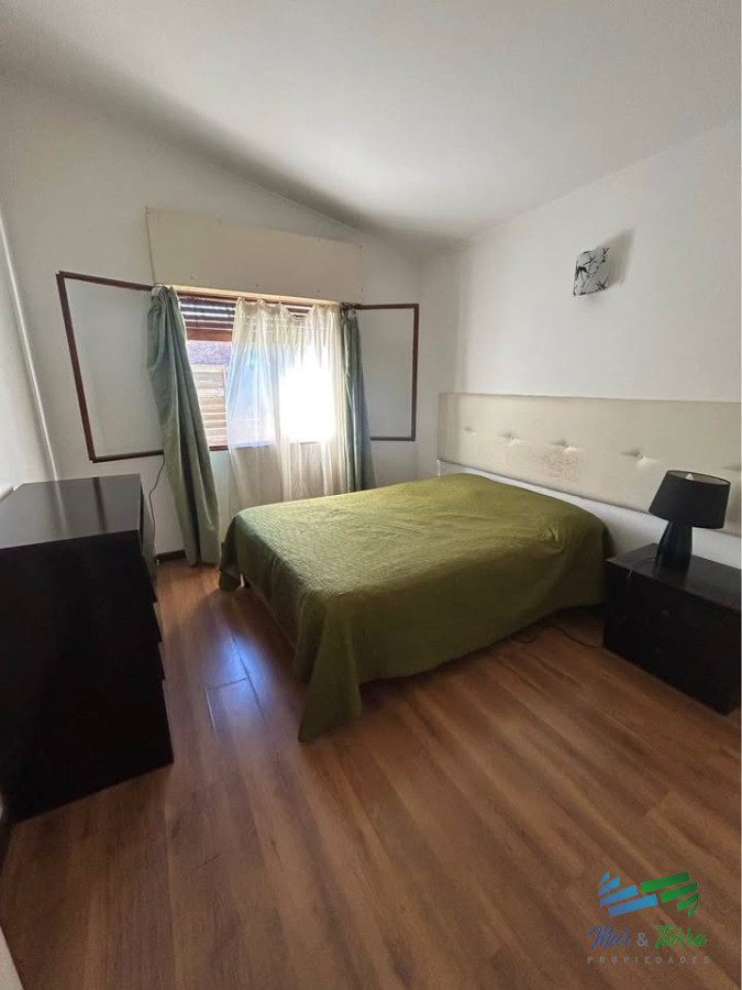 Casa ID.5530 - Venta Casa 3 dormitorios, en Pinares, Punta del este