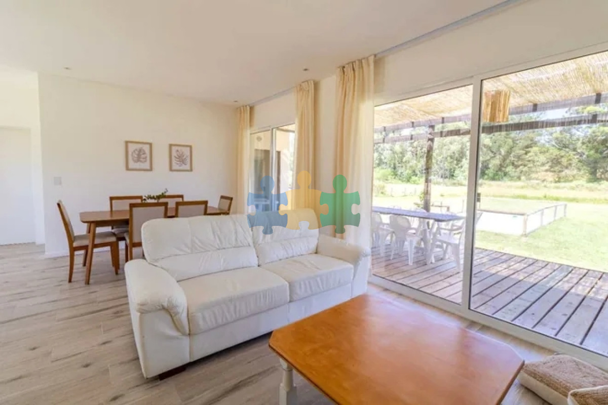 Vende casa en Punta Ballena de 2 dormitorios.   Ref : EQP5917 - GoPunta - Portal Inmobiliario de Punta del Este - Maldonado