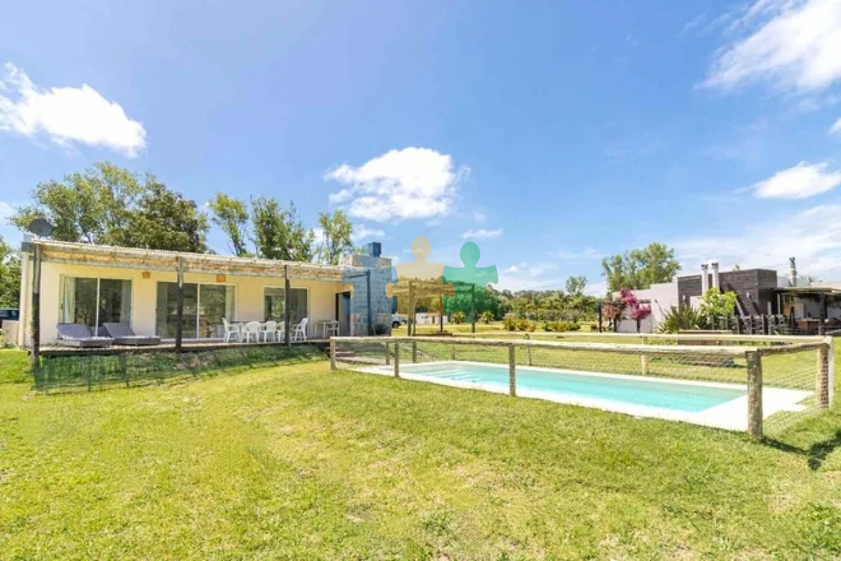 Vende casa en Punta Ballena de 2 dormitorios.   Ref : EQP5917 - GoPunta - Portal Inmobiliario de Punta del Este - Maldonado