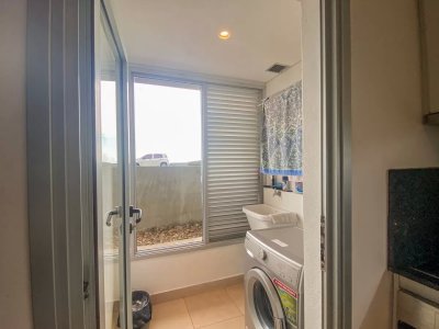 Impecable departamento, comodo e iluminado. - SPT11610A