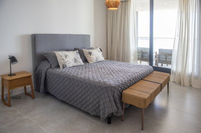 Apartamento en Punta del Este, Mansa - SPT8249A