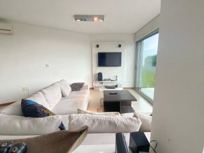 Impecable departamento, comodo e iluminado. - SPT11610A