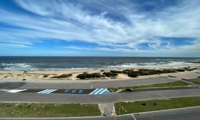 Apartamento de 3 dormitorios en Torres del plata , Punta del este , Playa Barava