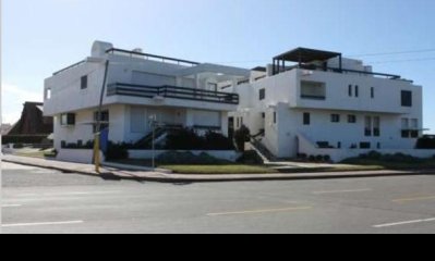 Departamento frente al mar en venta, PEnisnula, 3 dormitorios + dependencia.,